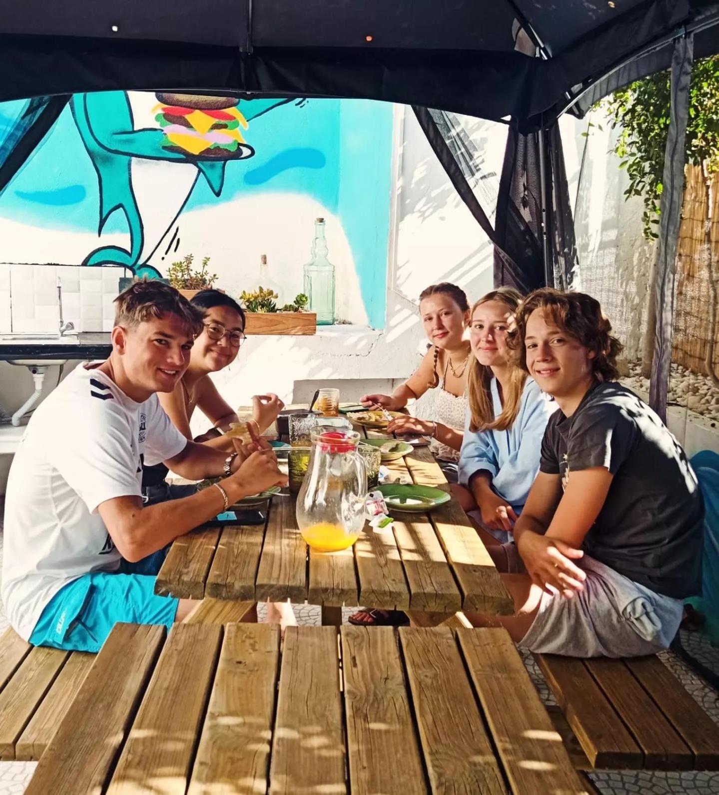 Lisbon Soul Surf Camp Hostel Cascais Buitenkant foto